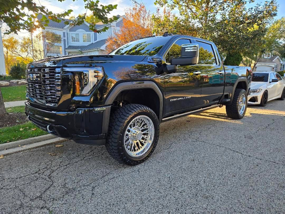 Axiom Supply Stage 2 Leveling System GM HD Truck 2500 / 3500 Silverado / Sierra 2011-2019